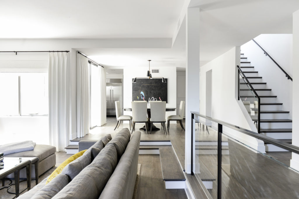 Four Point Design Build - PART CITY – PART COUNTRY – ALL CHIC – TOWNHOUSE REMODEL