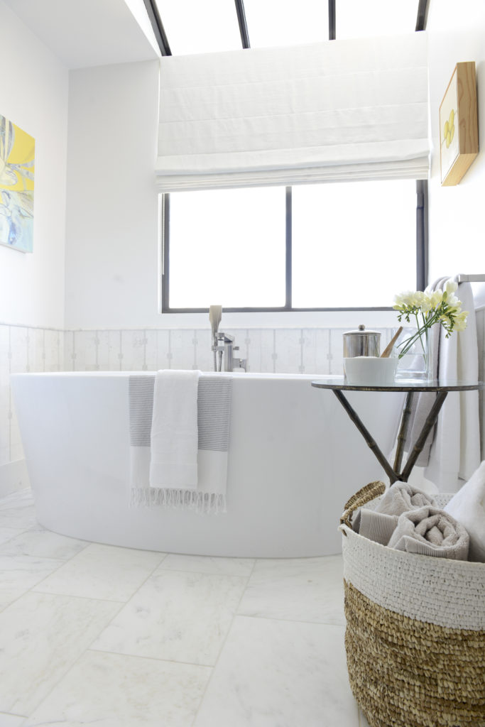 Four Point Design Build - PART CITY – PART COUNTRY – ALL CHIC – TOWNHOUSE REMODEL