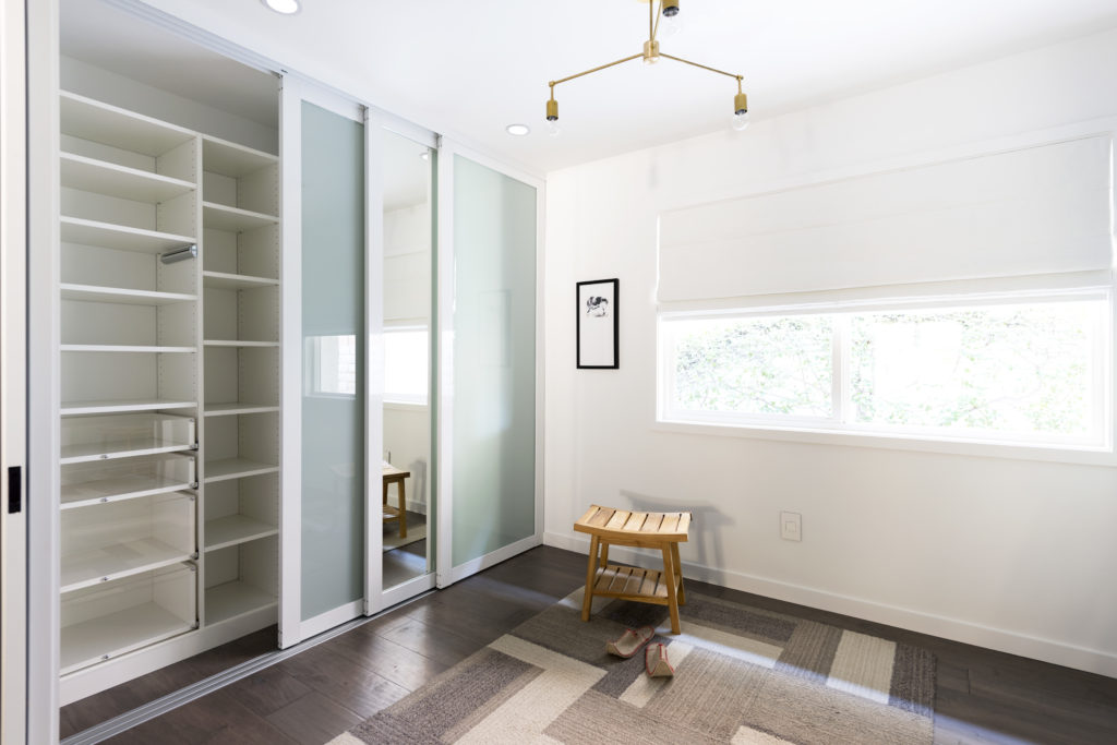 Four Point Design Build - CALBASAS CONTEMPORARY WHOLE HOME REMODEL
