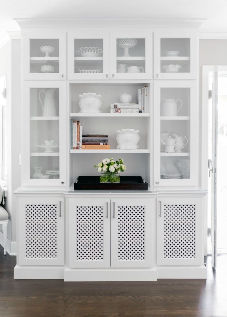 Four Point Design Build - TRADITIONAL KITCHEN REMODEL WITH MODERN SENSIBILITY