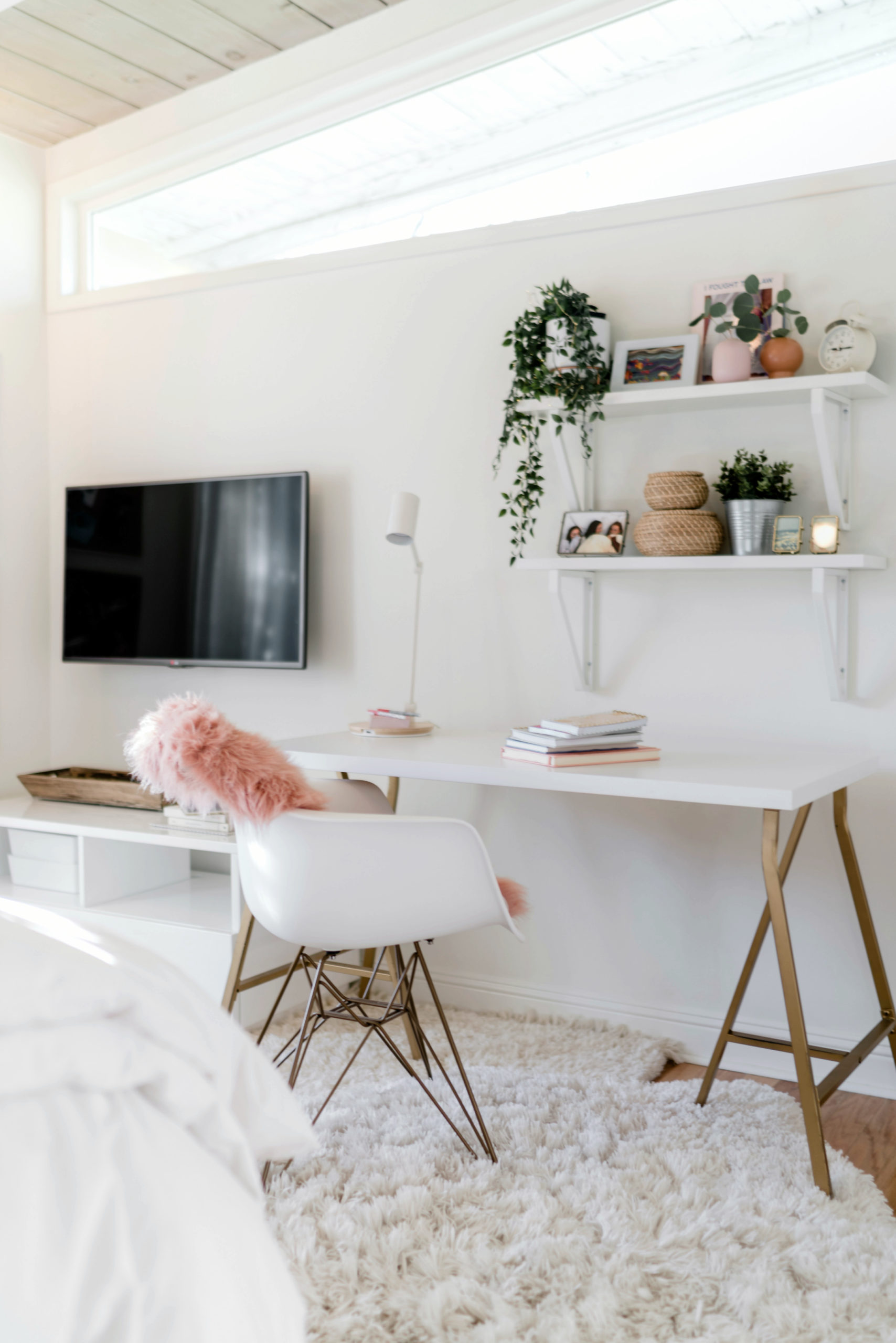 Four Point Design Build - CONTEMPORARY ECLECTIC REMODEL