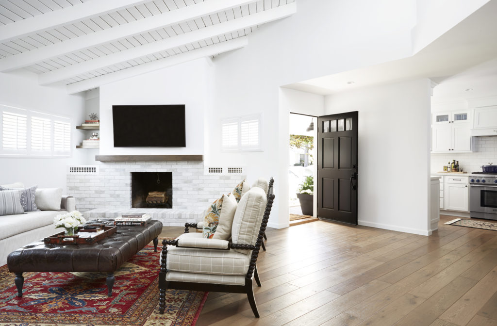 Four Point Design Build - ECLECTIC REIMAGINED MODERN FARMHOUSE