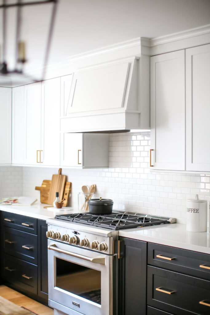 Four Point Design Build - MODERN FARMHOUSE BY THE BEACH