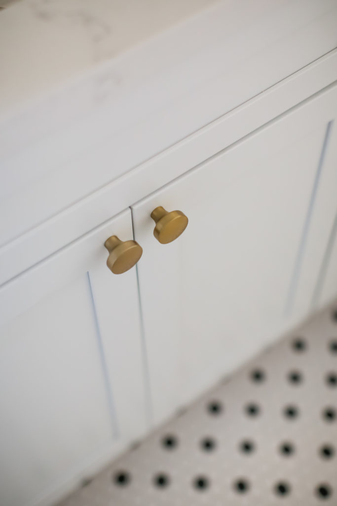 Four Point Design Build - WHIMSICAL MODERN KID’S BATH WITH A VINTAGE TWIST