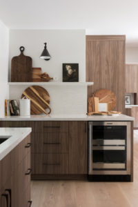 SMALL RECTANGLE ACACIA WOOD CUTTING BOARD - Image 2
