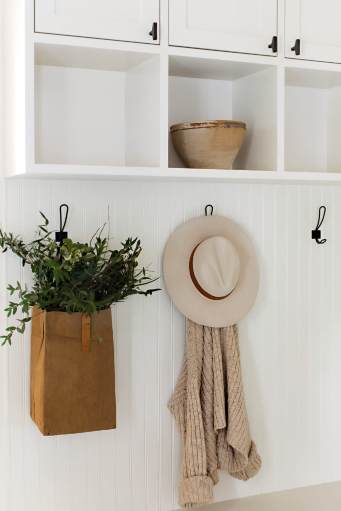 Four Point Design Build - NAPA CHIC MEETS HAMPTONS FARMHOUSE