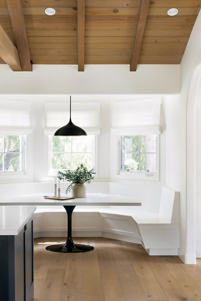 Four Point Design Build - NAPA CHIC MEETS HAMPTONS FARMHOUSE