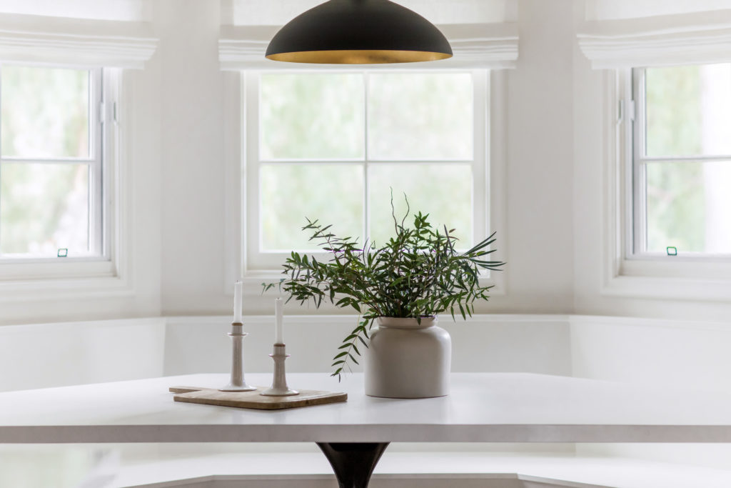 Four Point Design Build - NAPA CHIC MEETS HAMPTONS FARMHOUSE