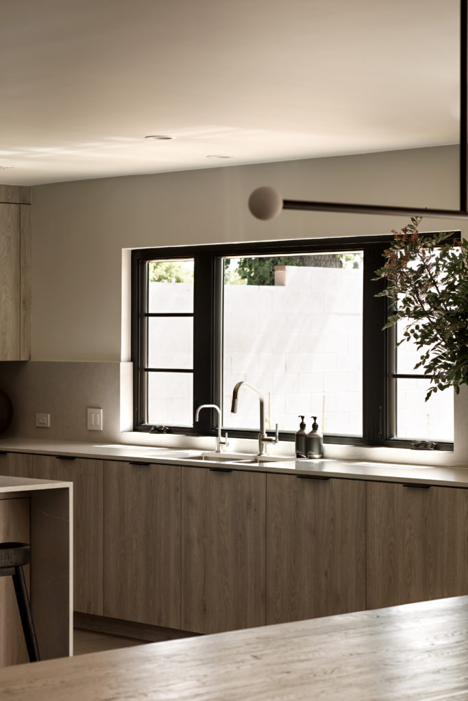 Four Point Design Build - MODERN CALIFORNIA FARMHOUSE REIMAGINED