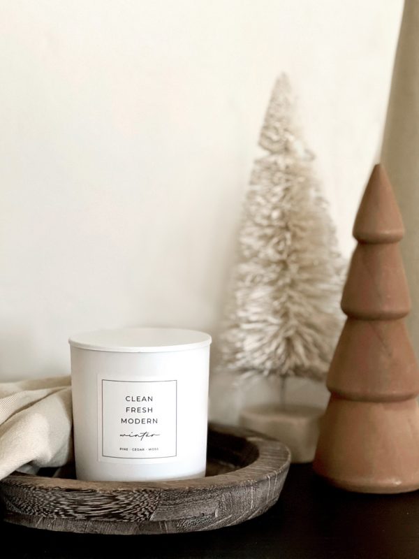 HELLO WINTER 8 OZ CANDLE