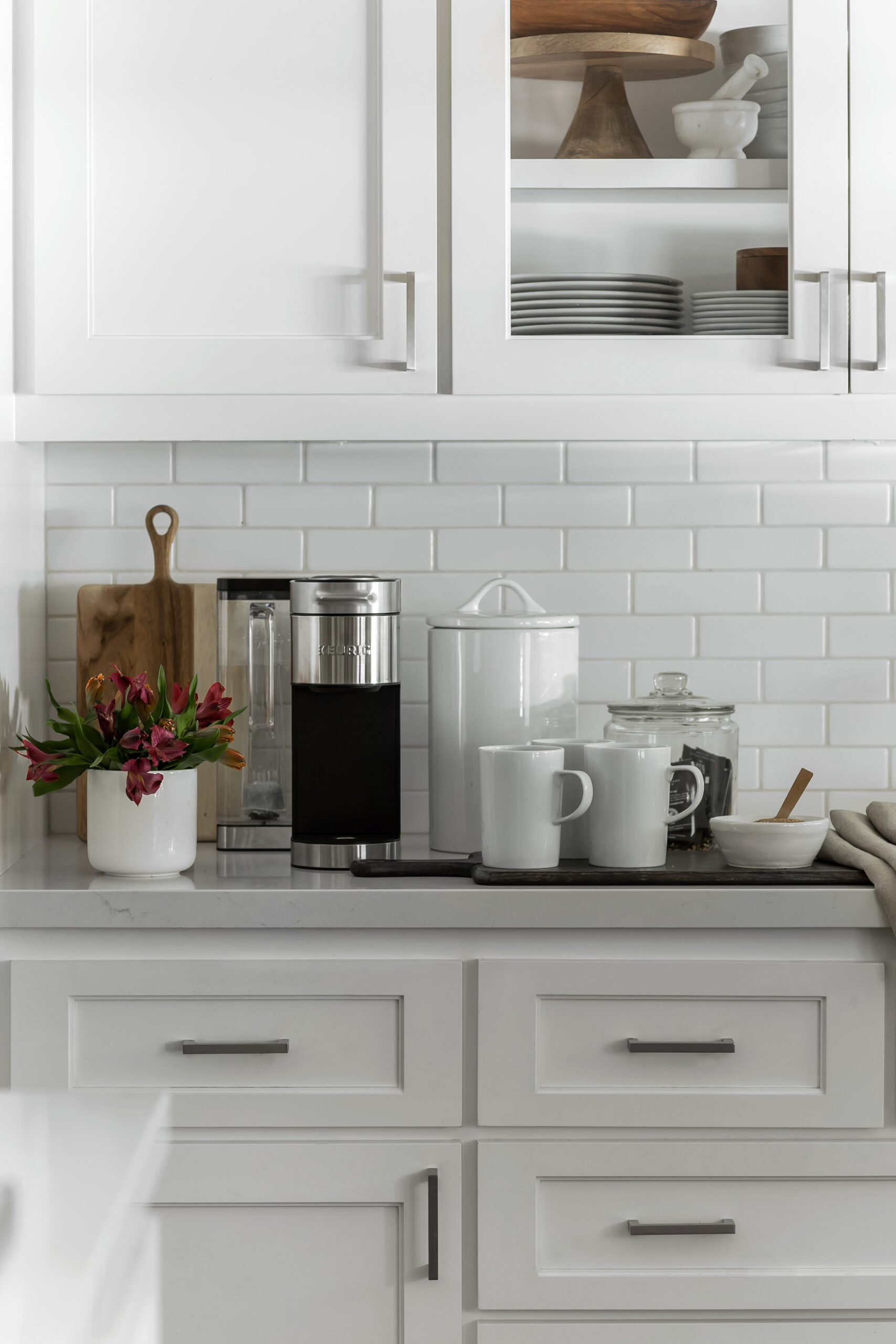 SMALL RECTANGLE ACACIA WOOD CUTTING BOARD - Image 4