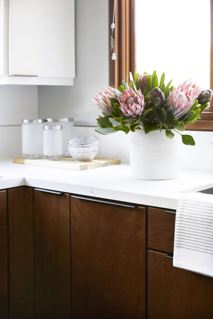 Four Point Design Build - MID-CENTURY MODERN KITCHEN REMODEL