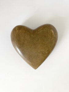 Smooth Carved Mango Wood Heart - Image 3