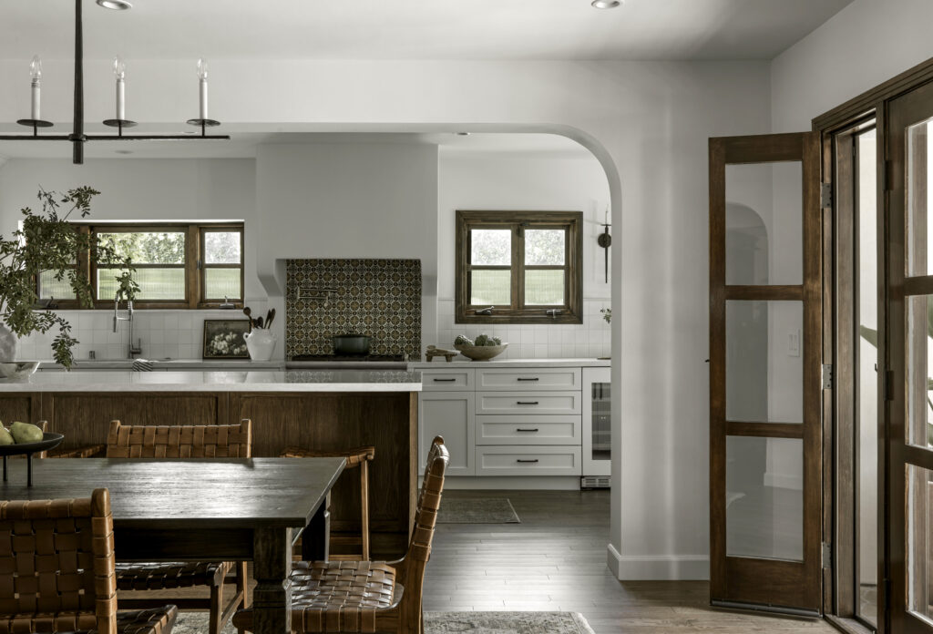 Four Point Design Build - A COZY 1930’S SPANISH BUNGALOW