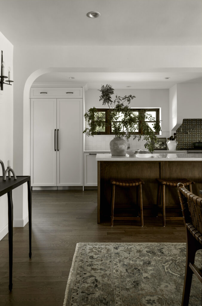 Four Point Design Build - A COZY 1930’S SPANISH BUNGALOW
