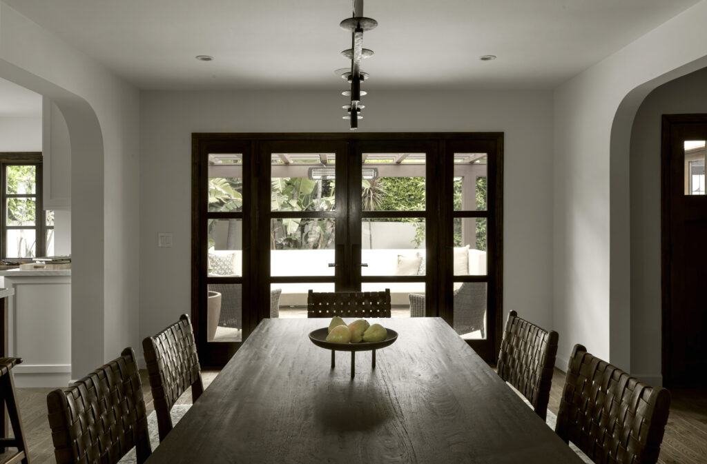 Four Point Design Build - A COZY 1930’S SPANISH BUNGALOW