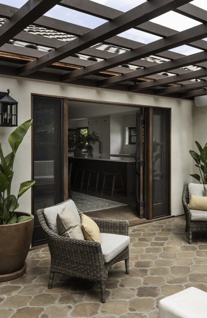Four Point Design Build - A COZY 1930’S SPANISH BUNGALOW