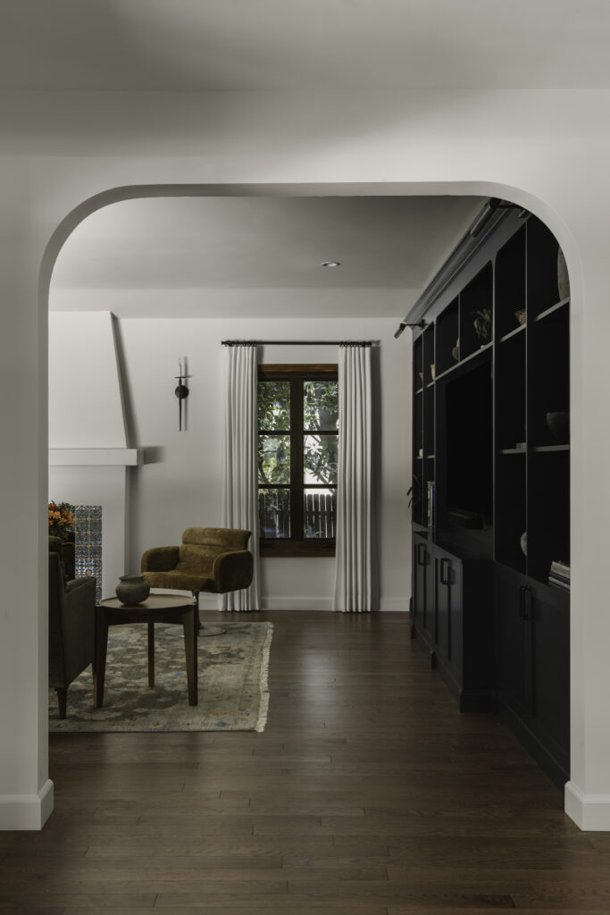 Four Point Design Build - A COZY 1930’S SPANISH BUNGALOW