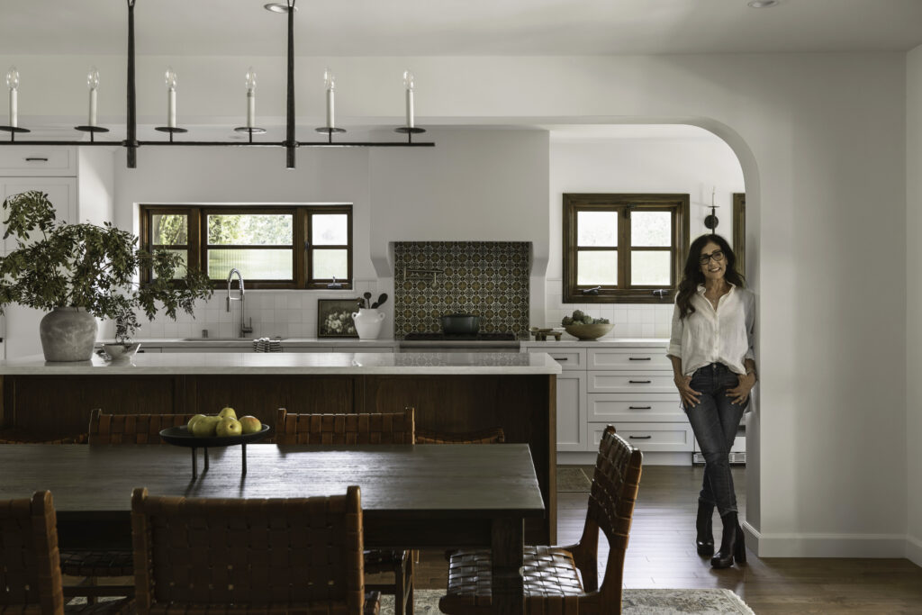 Four Point Design Build - A COZY 1930’S SPANISH BUNGALOW