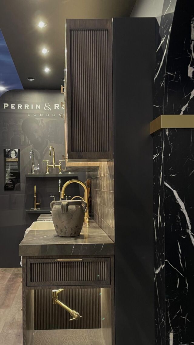 Sneak Peek | Yesterday was DAY TWO at @kbis_official and what a busy and wonderful day it was! With early zoom meetings, client calls, rep check-ins, new product presentations and celebrations, and loads of love and hugs! So good to connect with dear friends and my favorite @designhounds (IYKYK)! Today promises to be equally insane and amazing!!!

Heading over to @houseofrohl this morning for media interviews and then more meetings! Gah, I do love this show!

Interior + Architectural Design Studio @4ptdesignbuild 
#cleanfreshmodern #interiorsforrealliving  #calabasas #socalinteriordesigner #losangeles #fromwhereistand #kbis #kitchenandbathdesign #kitchendesign #kitchenandbathdesigner #nkba